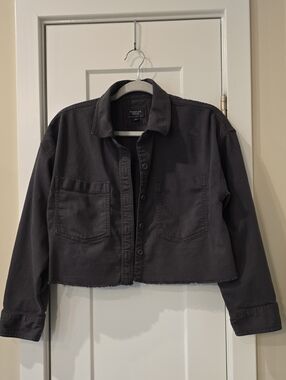 American Eagle Cropped Utility Jacket